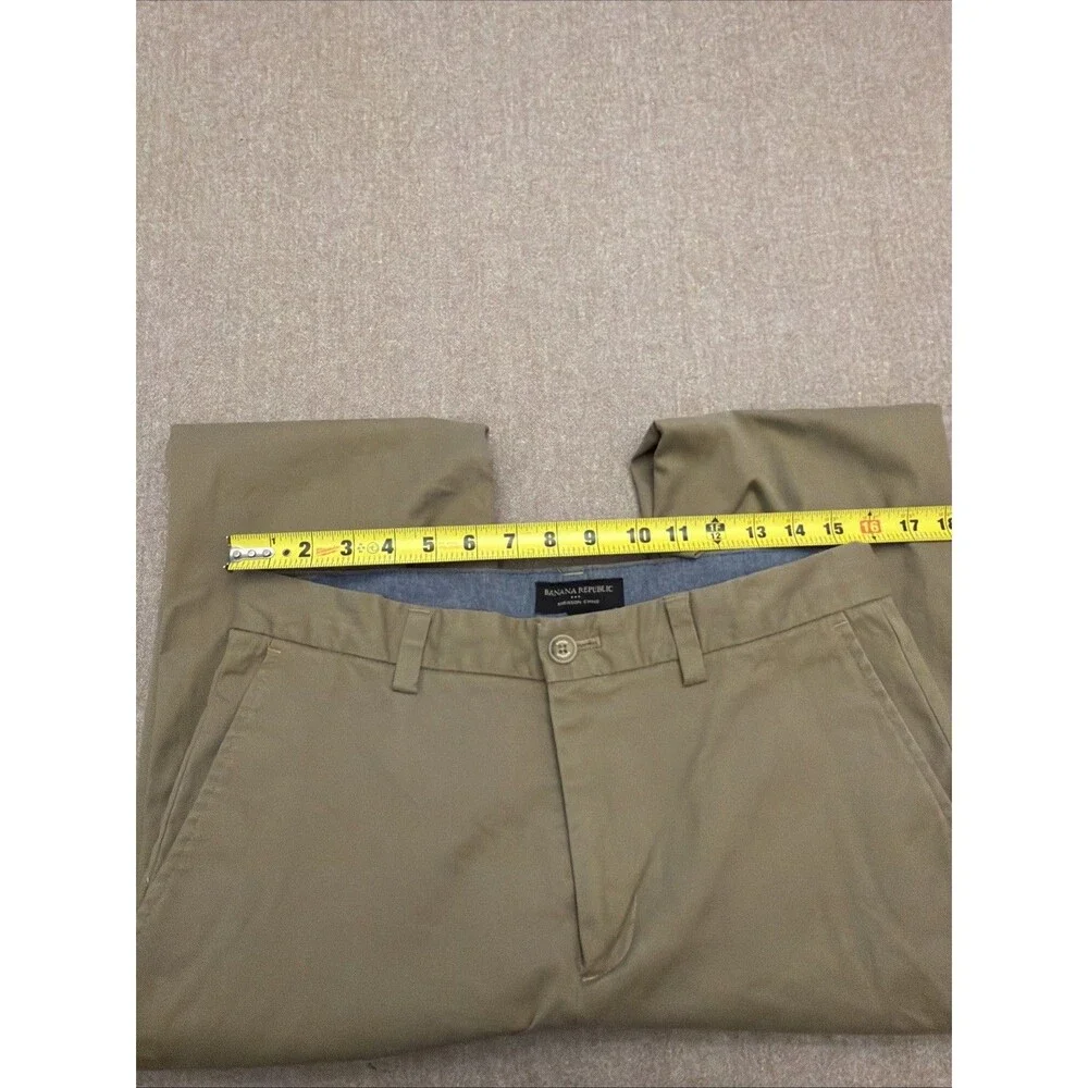 Banana Republic Emerson Chino Pants Men 31 x 32 Straight Leg Preppy Office Beige